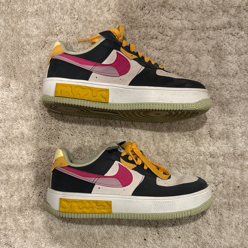 Nike Air Force Sneakers